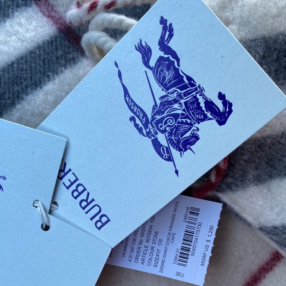 Burberry Check Print Wool Wrap NWT - Picture 6 of 13